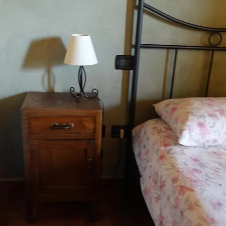 Κατάλυμα σε φάρμα El Giardi Marone