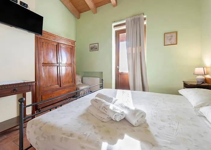 El Giardi Farmház Marone